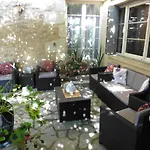 La Belle Demeure Proche Sarlat 住宿加早餐酒店 Saint-Cybranet