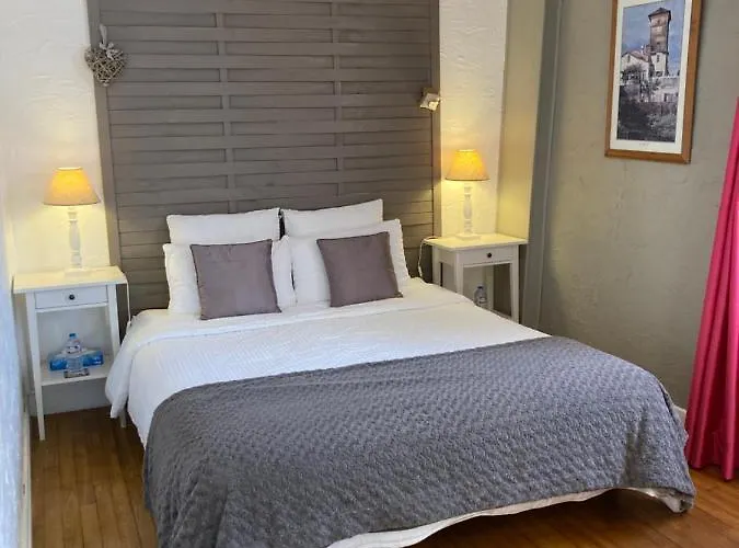 Bed & Breakfast La Belle Demeure Proche Sarlat 3*